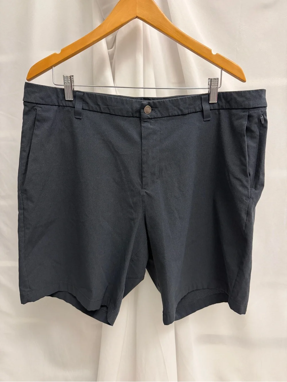 Lululemon Men's ABC Classic-Fit Golf Chino Shorts Dark Gray 9